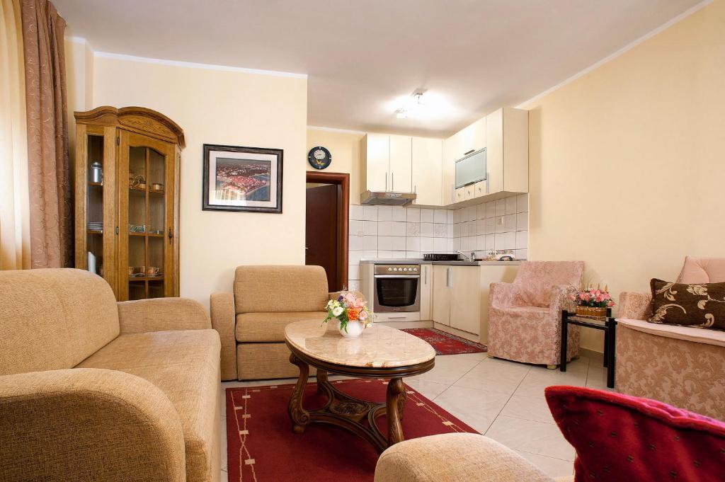 Apartments Vuksic Sveti Stefan Room photo